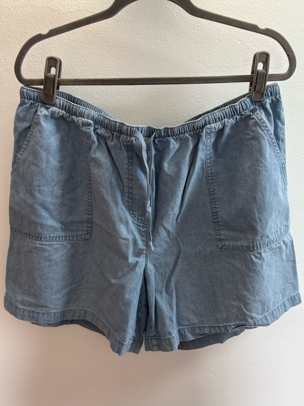 L.L. Bean Lakewashed Denim Drawstring Shorts XL